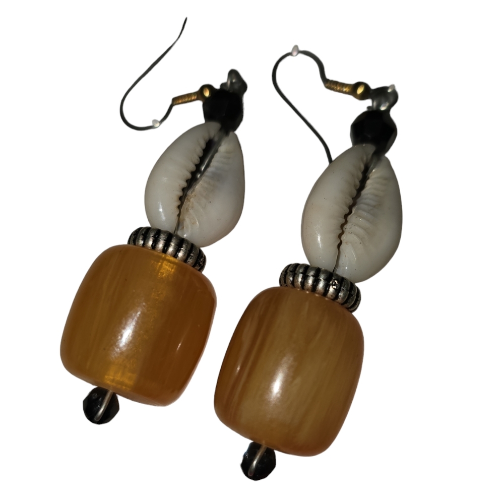 5D Tribal Earrings with Shell Lot 1